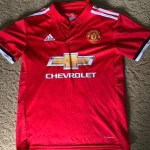 Boys Manchester United jersey